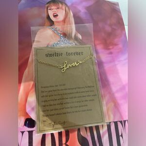 Taylor Swift necklace NWOT Jewelry Women’s Teens Girls Accessories